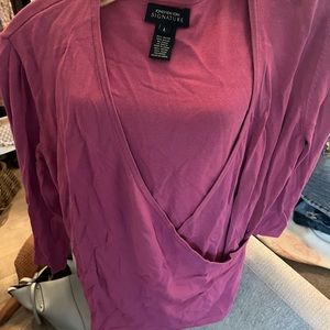 Women’s jones ny signature L great shape very light plum